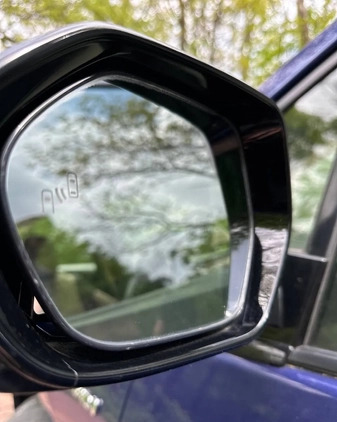 Toyota Prius cena 78000 przebieg: 106184, rok produkcji 2018 z Warszawa małe 277